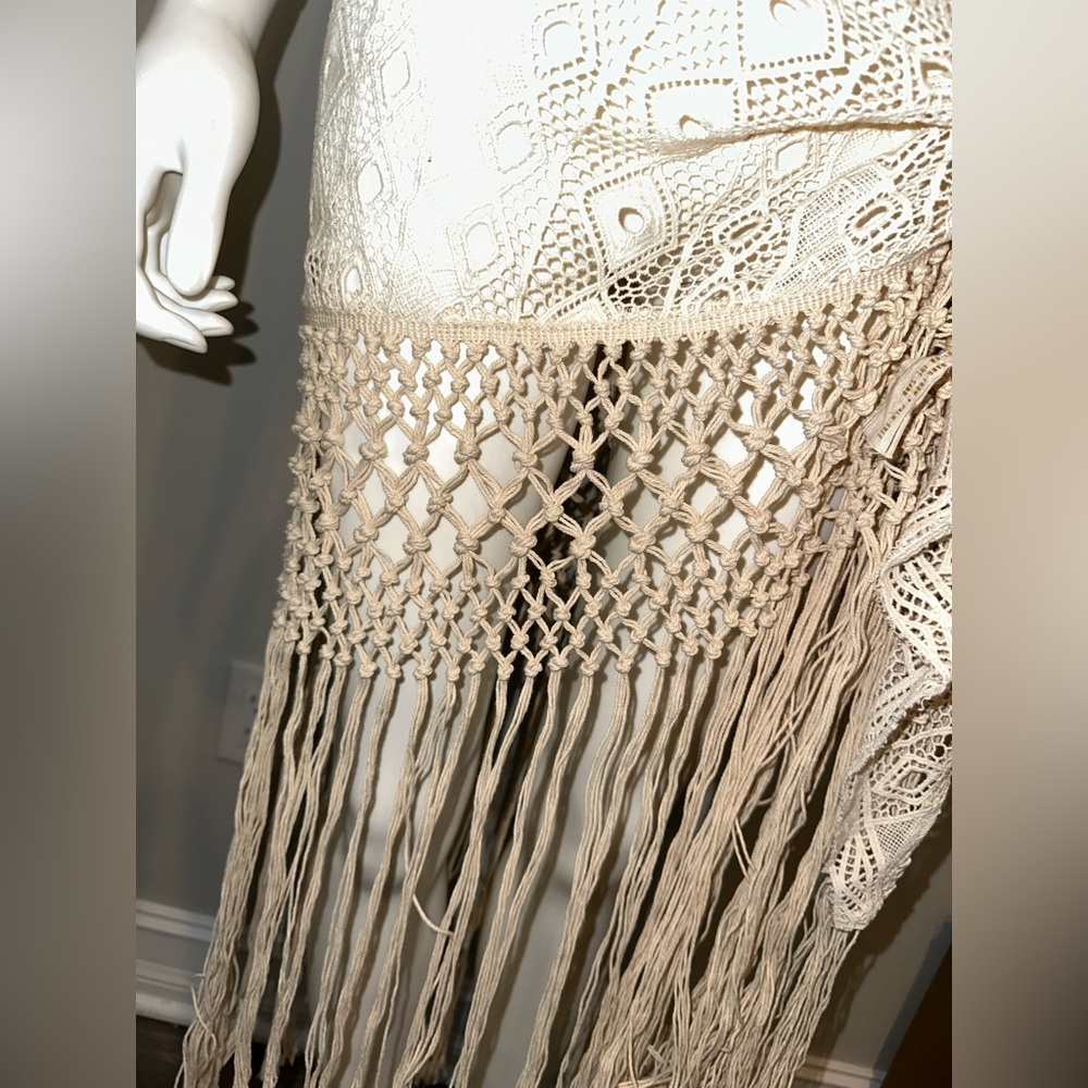 Jens Pirate Booty “Sagrada” Cream Crochet Macrame Fringe Swim Cover-Up OS - Picture 6 of 8